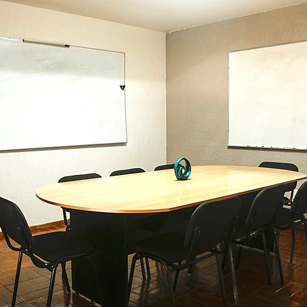 Lanister Centro de Negocios - Lomas Altas