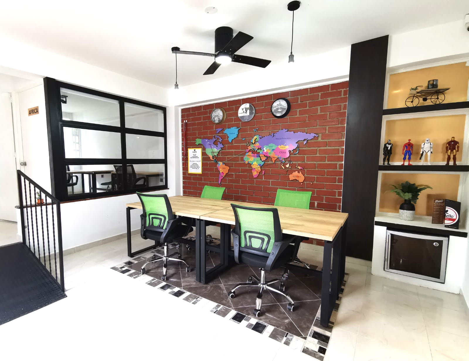 Modello Café Coworking