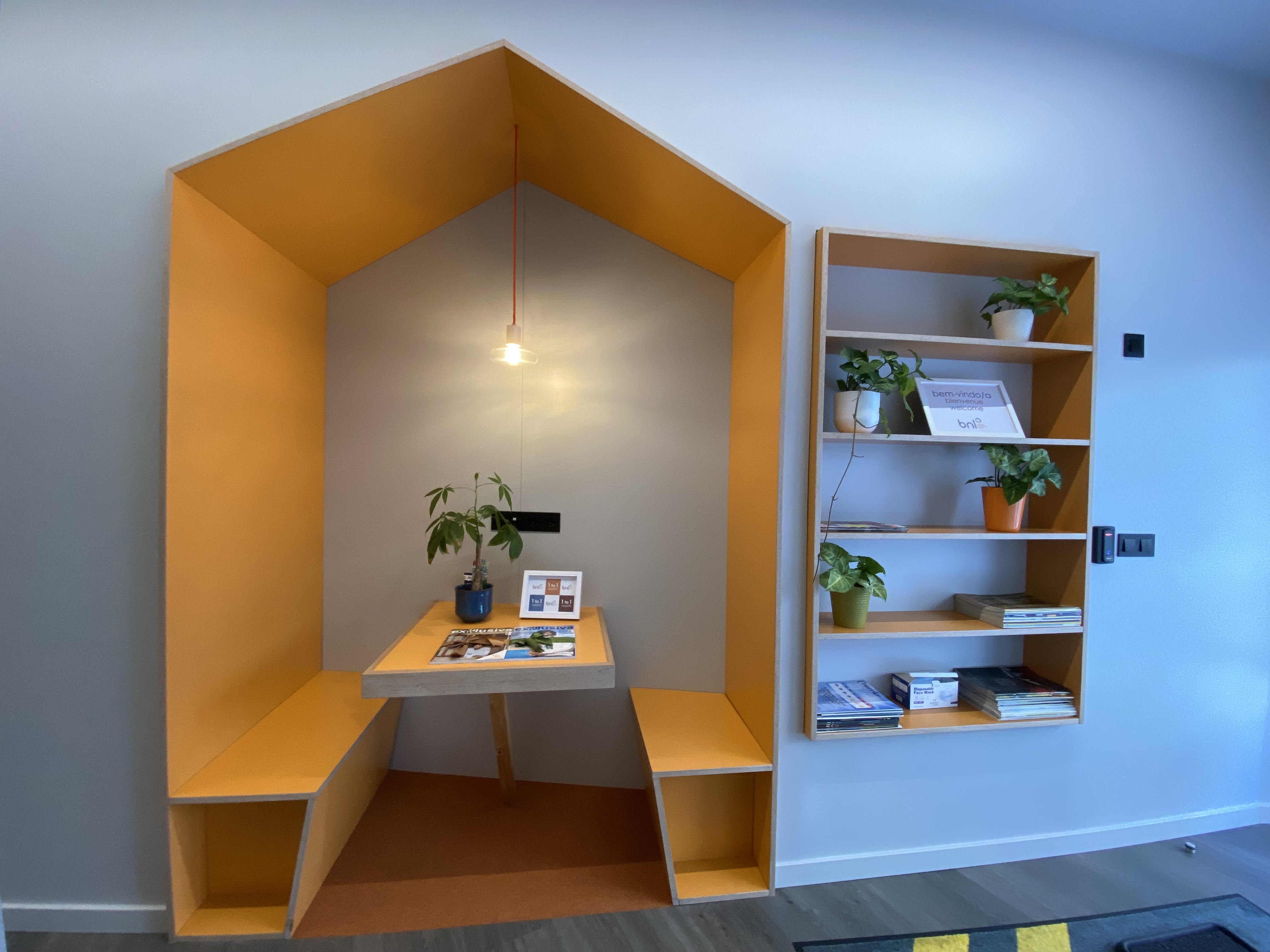 Business Network Lounge